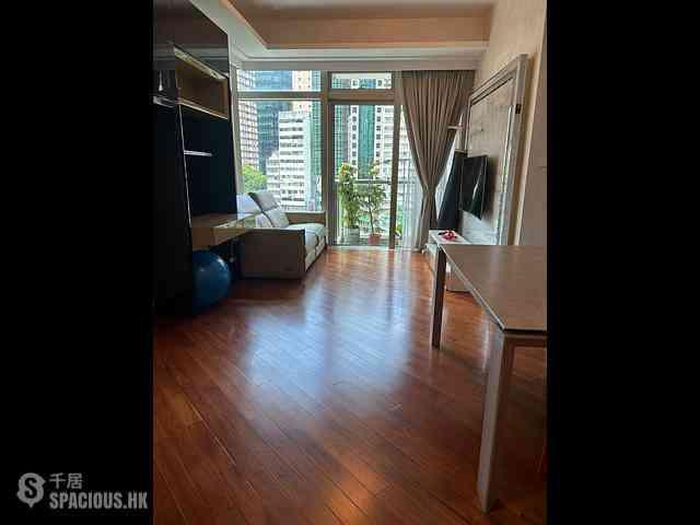 Wan Chai - The Avenue Phase 2 Block 1 01