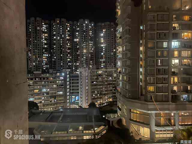 Quarry Bay - Parkvale 01