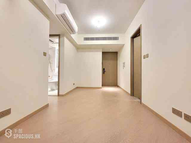 Kowloon Bay - Uptown East 01