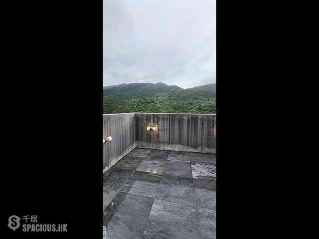 Quarry Bay - Mount Parker Lodge 01