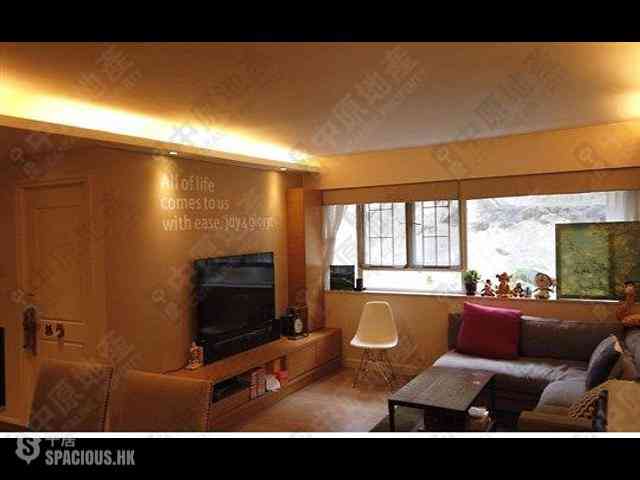 Pok Fu Lam - Baguio Villa Block 22 01