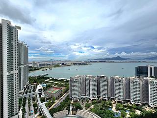 Tung Chung - Coastal Skyline Phase 3 La Rossa Block B (Block 8) 06