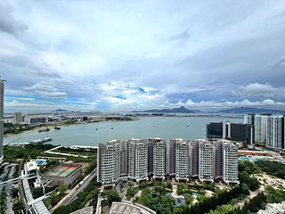 Tung Chung - Coastal Skyline Phase 3 La Rossa Block B (Block 8) 07