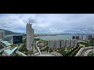 Tung Chung - Coastal Skyline Phase 3 La Rossa Block B (Block 8) 08