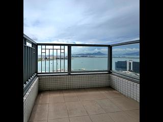 Tung Chung - Coastal Skyline Phase 3 La Rossa Block B (Block 8) 09
