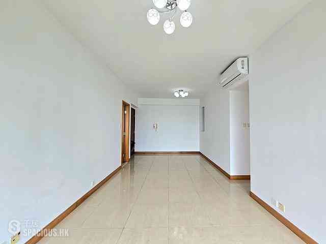 Tung Chung - Coastal Skyline Phase 3 La Rossa Block B (Block 8) 10
