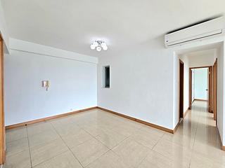 Tung Chung - Coastal Skyline Phase 3 La Rossa Block B (Block 8) 11