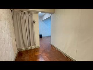 Causeway Bay - Bay View Mansion 12