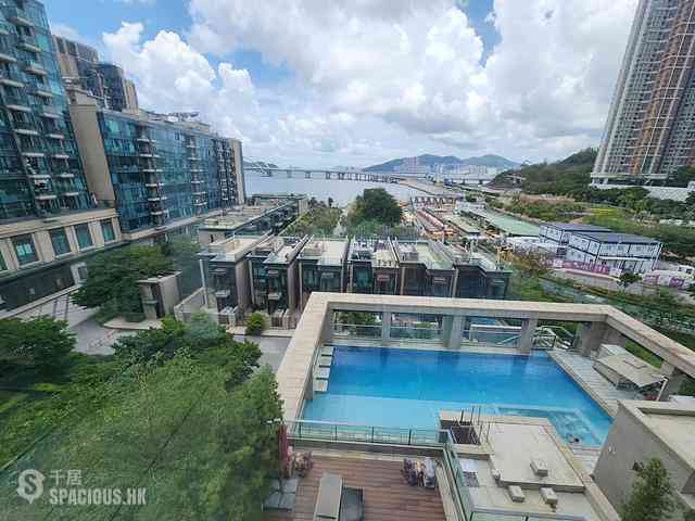Tseung Kwan O - Capri Block 10 08