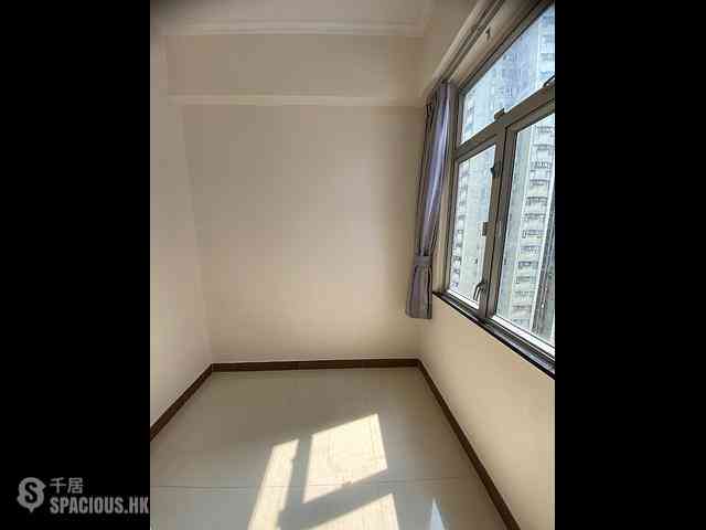 Wan Chai - Jet Foil Mansion 04