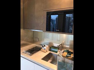 Sai Ying Pun - 63, Pokfulam Emerald House (Tower 2) 07