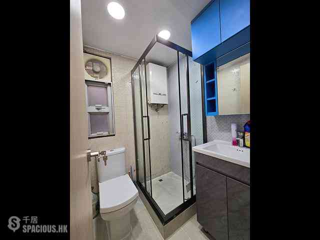 Hung Hom - WHAMPOA ESTATE King Fu Building 07