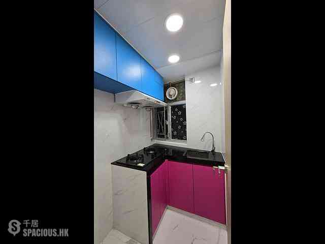Hung Hom - WHAMPOA ESTATE King Fu Building 08