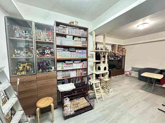 Causeway Bay - Lockhart House Block B 10