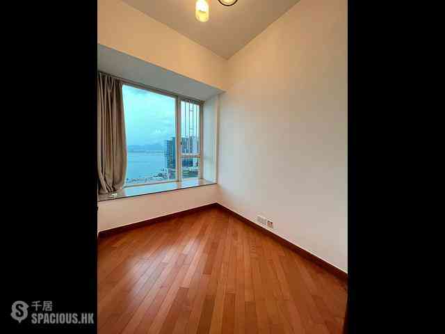 Tung Chung - Coastal Skyline Phase 4 Le Bleu Deux 06