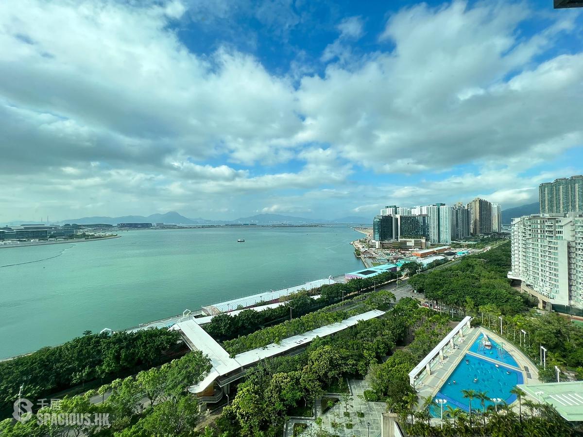 Tung Chung - Seaview Crescent 01
