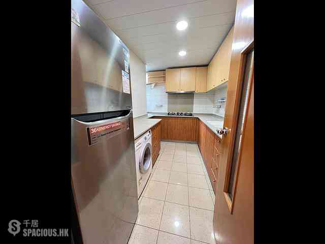 Tung Chung - Seaview Crescent 04