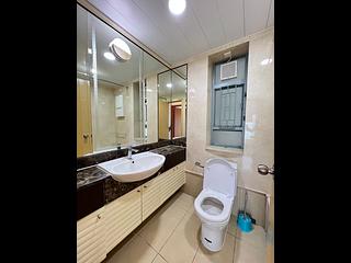 Tung Chung - Seaview Crescent 08