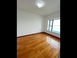 Tung Chung - Seaview Crescent 09