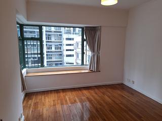 Mid Levels Central - Robinson Place Block 2 06