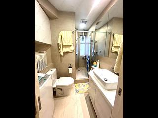 Mid Levels Central - Jing Tai Garden Mansion 09