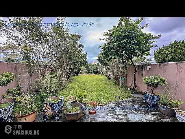Clear Water Bay - Twin Bay Villas 03