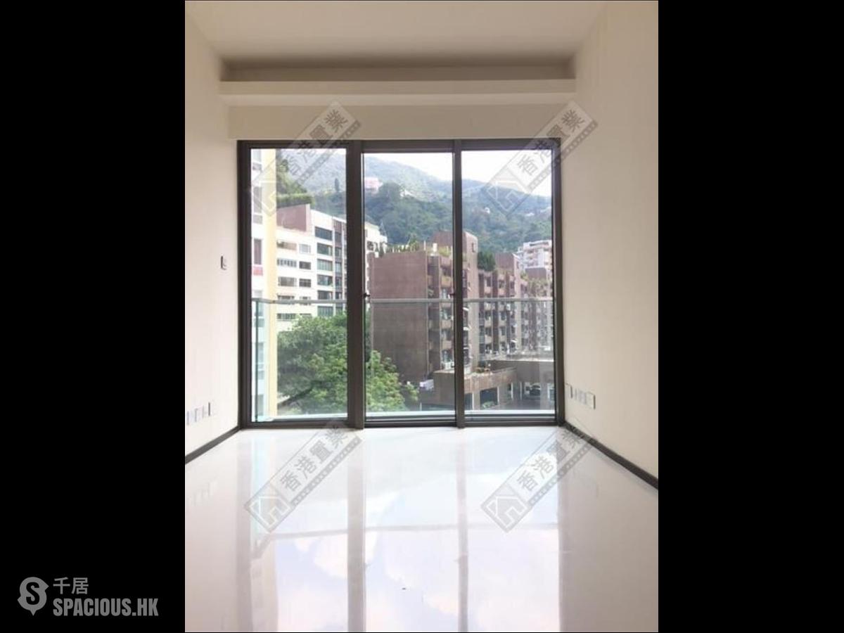 Happy Valley - Regent Hill 01