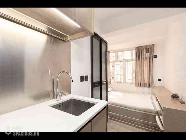 Causeway Bay - Diamond Mansion 01