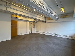 Causeway Bay - Chung Wai Commercial Building 04