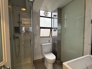 Causeway Bay - Chung Wai Commercial Building 05