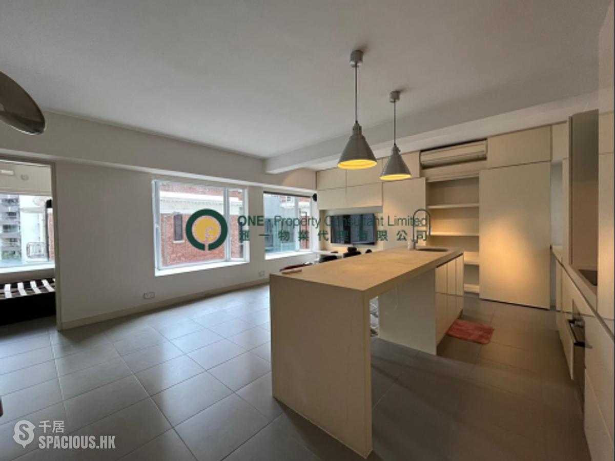Mid Levels Central - Woodlands Terrace 01