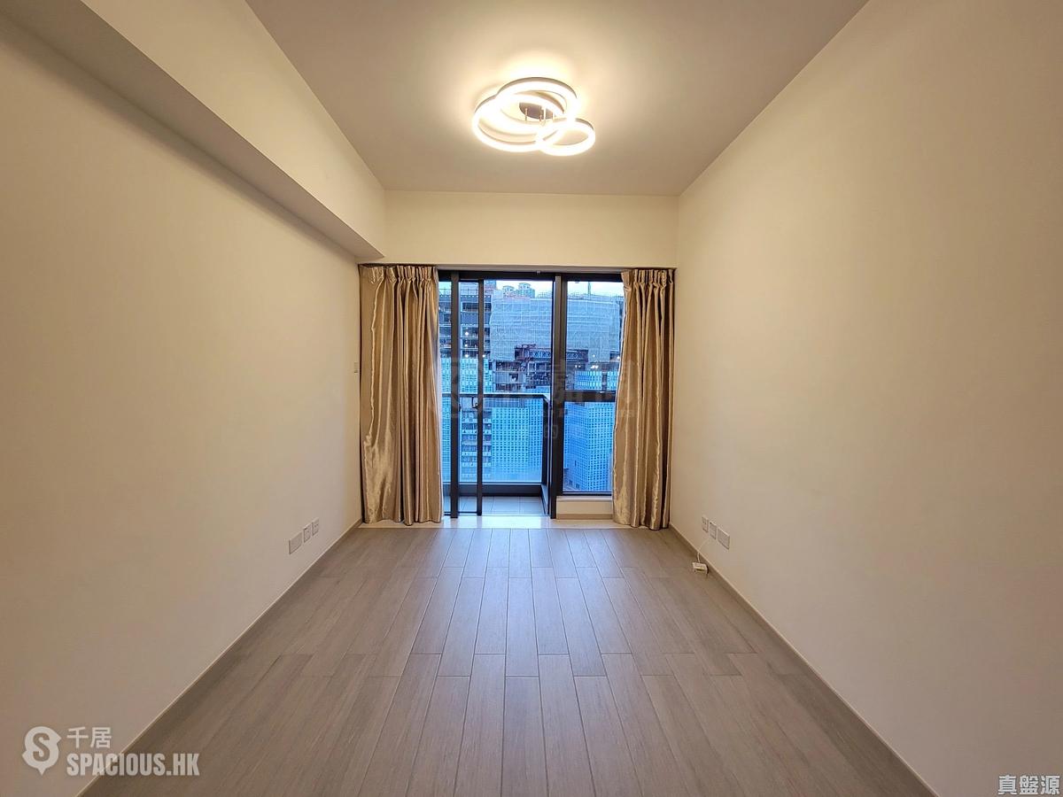 Tseung Kwan O - The Wings The Wings Block 3 01