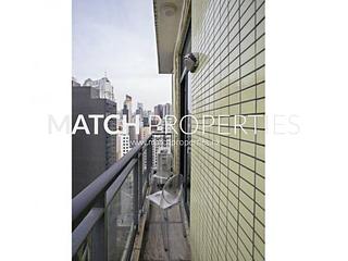 Sheung Wan - Medal Court 05