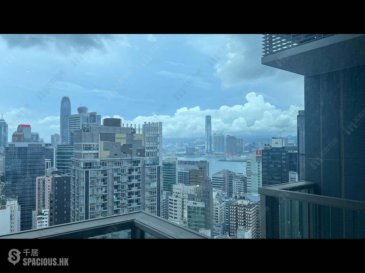 Wan Chai - The Avenue Phase 2 Block 2 01
