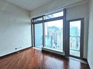 Wan Chai - The Avenue Phase 2 Block 2 06