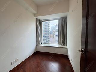 Wan Chai - The Avenue Phase 1 Block 5 04