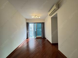 Wan Chai - The Avenue Phase 1 Block 5 09