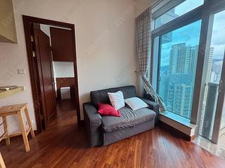 Wan Chai - The Avenue Phase 2 Block 2 02