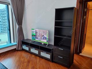 Wan Chai - The Avenue Phase 2 Block 2 02