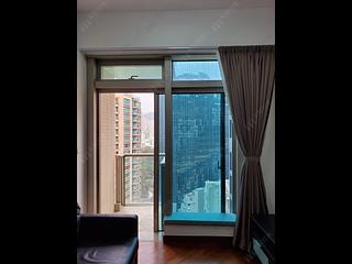 Wan Chai - The Avenue Phase 2 Block 2 06