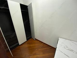 Wan Chai - The Avenue Phase 2 Block 2 07