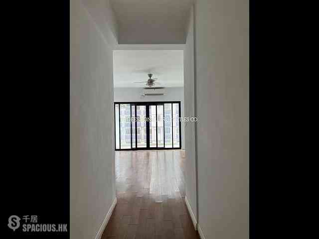 Mid Levels Central - Donnell Court 03