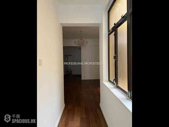 Mid Levels Central - Donnell Court 06