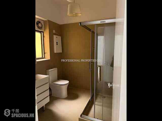 Mid Levels Central - Donnell Court 08