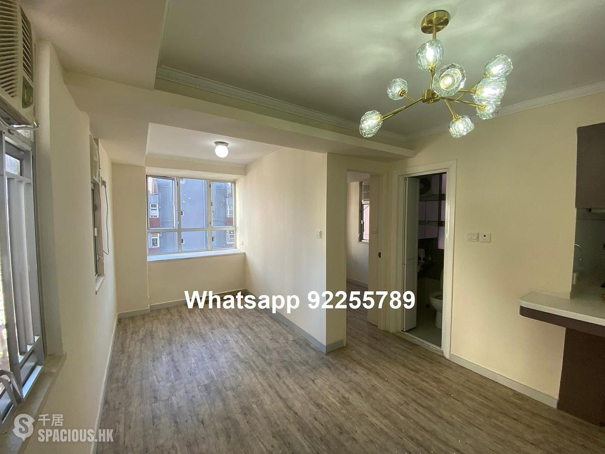 Sai Ying Pun - Wah Fai Court 01