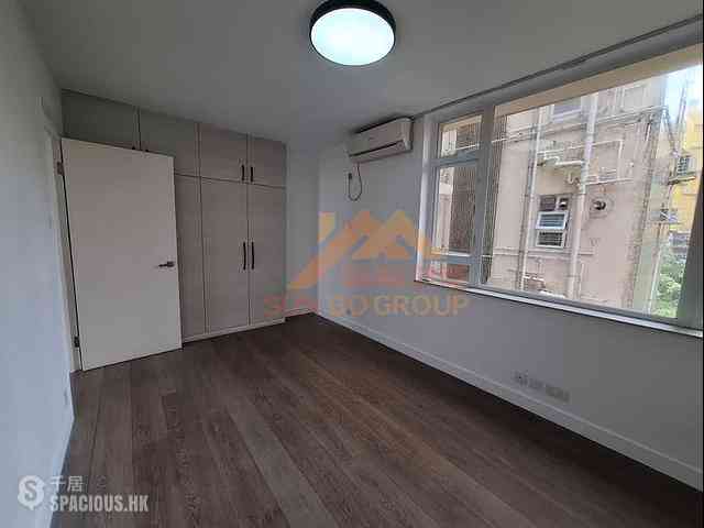 Pok Fu Lam - Baguio Villa Block 22 04