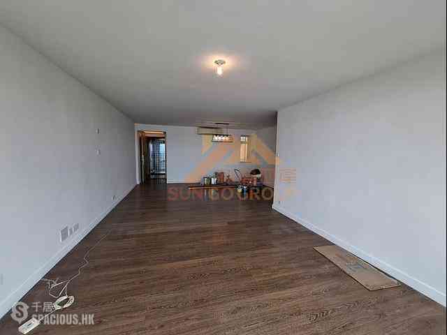 Pok Fu Lam - Baguio Villa Block 22 06