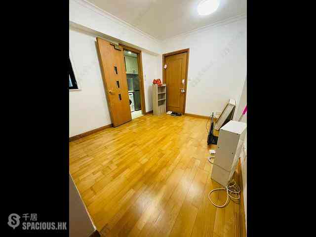 Wan Chai - Cathay Lodge 02