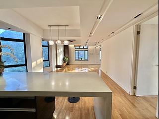 Mid Levels West - Scenic Heights 03