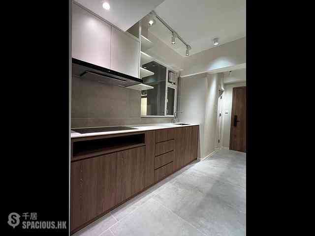 Wan Chai - Linfond Mansion 02